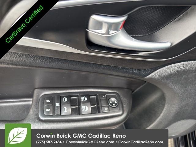 2017 Chrysler 200 Limited Platinum