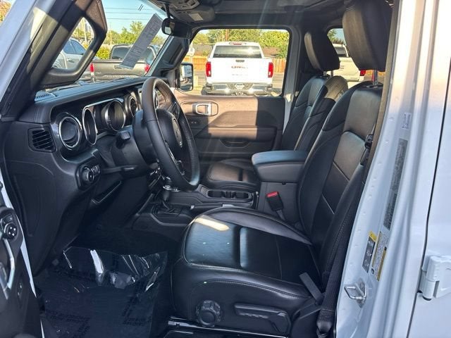 2021 Jeep Wrangler Unlimited Sahara Altitude 4x4
