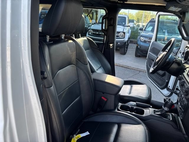 2021 Jeep Wrangler Unlimited Sahara Altitude 4x4