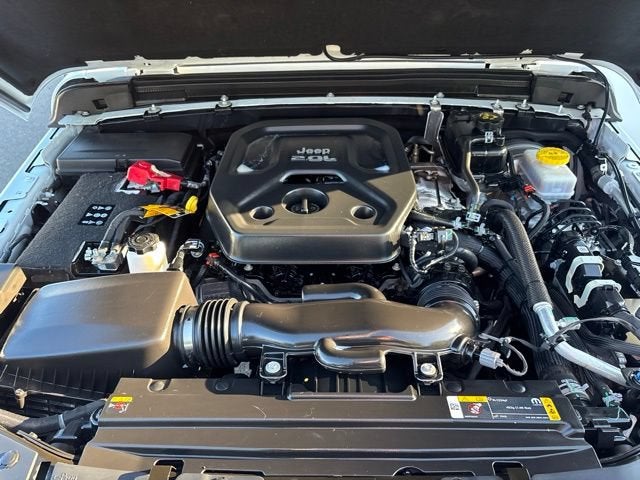 2021 Jeep Wrangler Unlimited Sahara Altitude 4x4