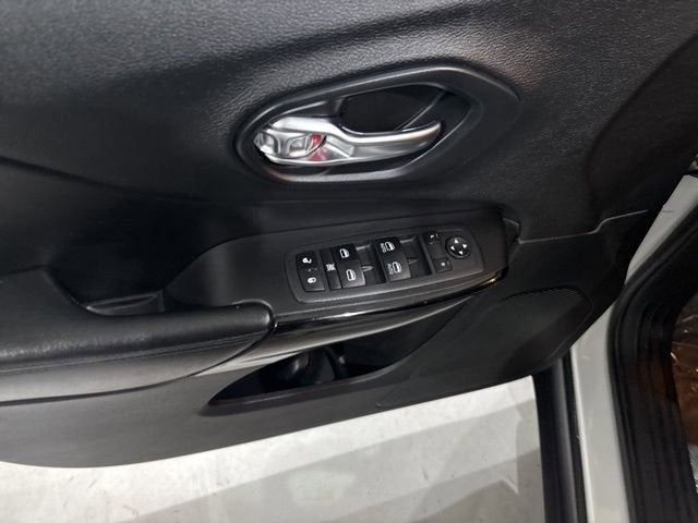 2020 Jeep Cherokee Altitude FWD