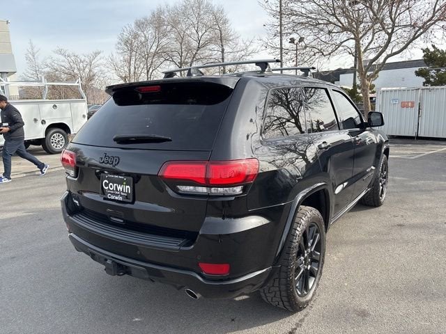 2021 Jeep Grand Cherokee Laredo X 4x4