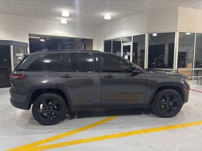 2023 Jeep Grand Cherokee Altitude 4x4