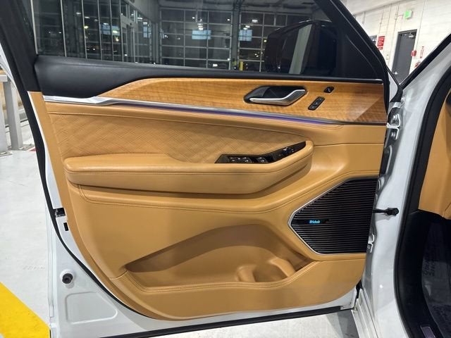 2022 Jeep Grand Cherokee Summit Reserve 4x4