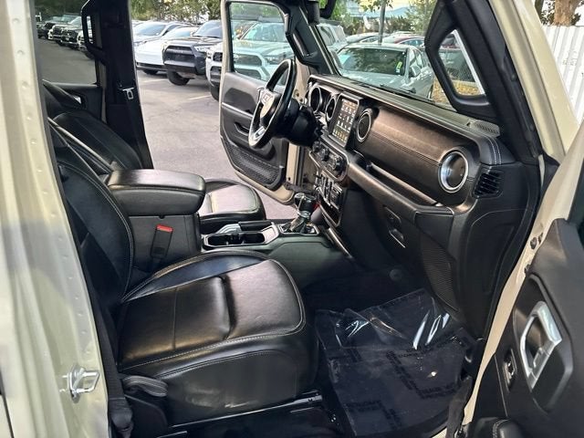 2022 Jeep Gladiator Overland 4x4