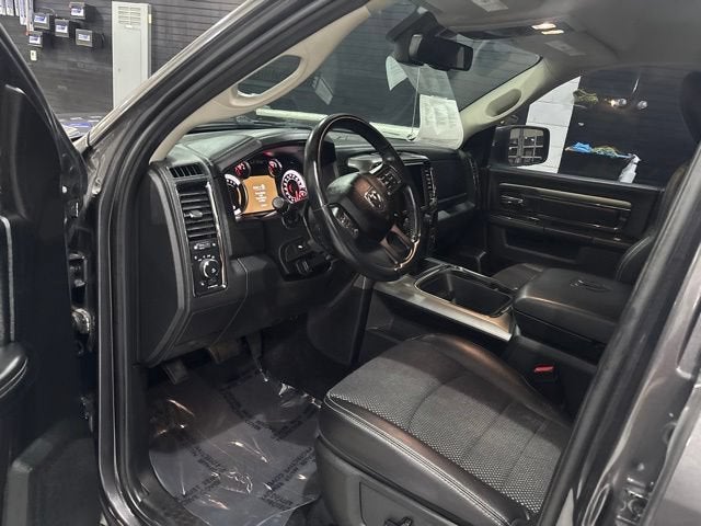 2018 RAM 1500 Night Crew Cab 4x4 5'7" Box