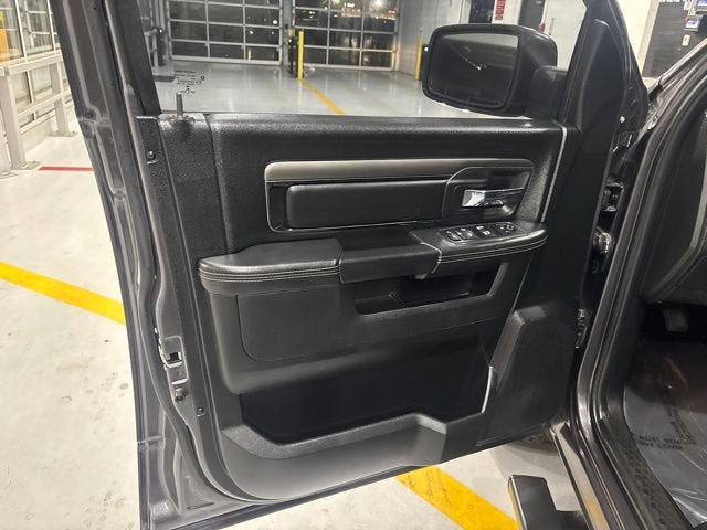 2018 RAM 1500 Night Crew Cab 4x4 5'7" Box