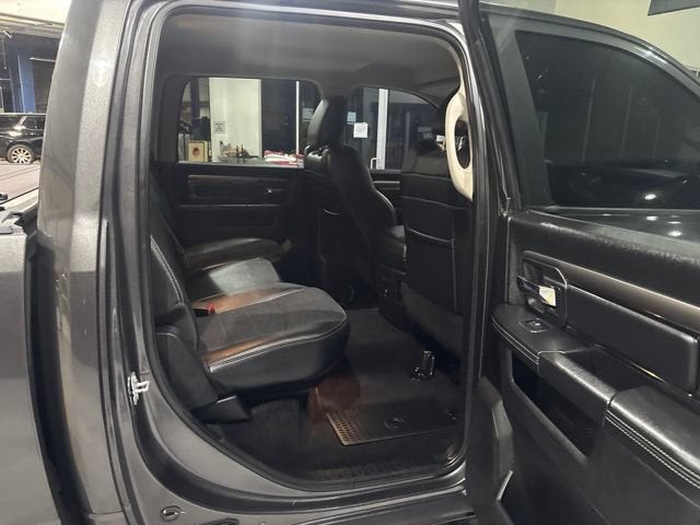 2018 RAM 1500 Night Crew Cab 4x4 5'7" Box