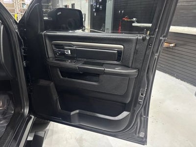 2018 RAM 1500 Night Crew Cab 4x4 5'7" Box
