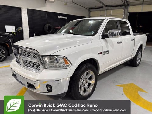 2017 RAM 1500 Laramie Crew Cab 4x4 5'7" Box