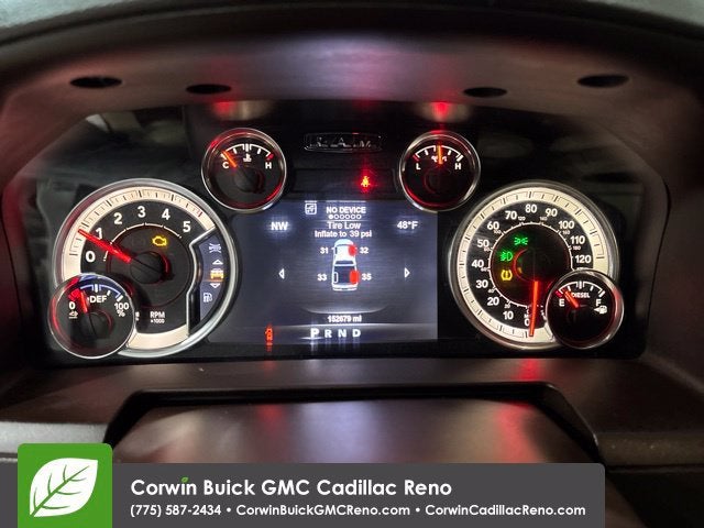 2017 RAM 1500 Laramie Crew Cab 4x4 5'7" Box