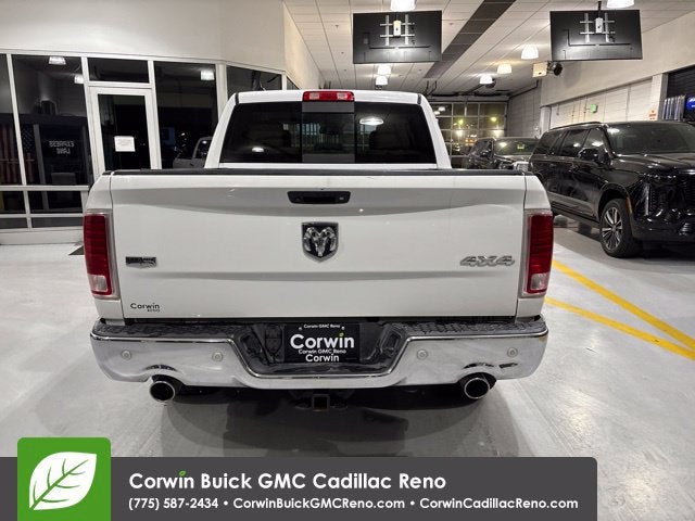 2017 RAM 1500 Laramie Crew Cab 4x4 5'7" Box