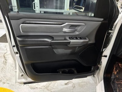 2020 RAM 1500 Big Horn Crew Cab 4x4 5'7" Box