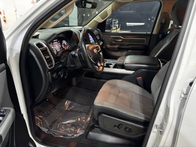 2020 RAM 1500 Big Horn Crew Cab 4x4 5'7" Box