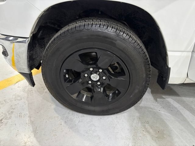 2020 RAM 1500 Big Horn Crew Cab 4x4 5'7" Box
