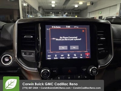 2019 RAM 1500 Laramie Quad Cab 4x4 6'4" Box