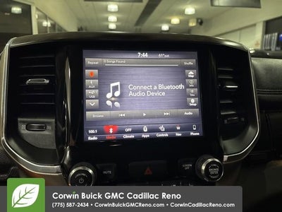 2019 RAM 1500 Laramie Quad Cab 4x4 6'4" Box