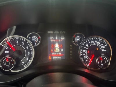 2023 RAM 1500 Big Horn Crew Cab 4x4 5'7" Box