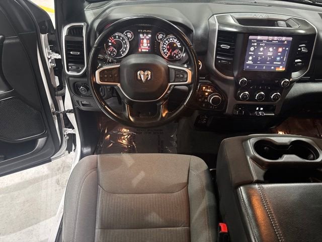 2023 RAM 1500 Big Horn Crew Cab 4x4 5'7" Box