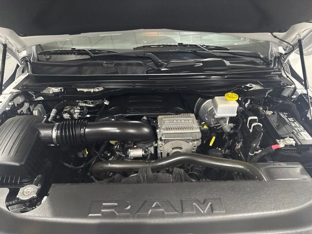 2023 RAM 1500 Big Horn Crew Cab 4x4 5'7" Box
