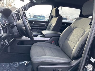 2021 RAM 1500 Big Horn Crew Cab 4x4 5'7" Box