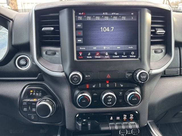 2021 RAM 1500 Big Horn Crew Cab 4x4 5'7" Box