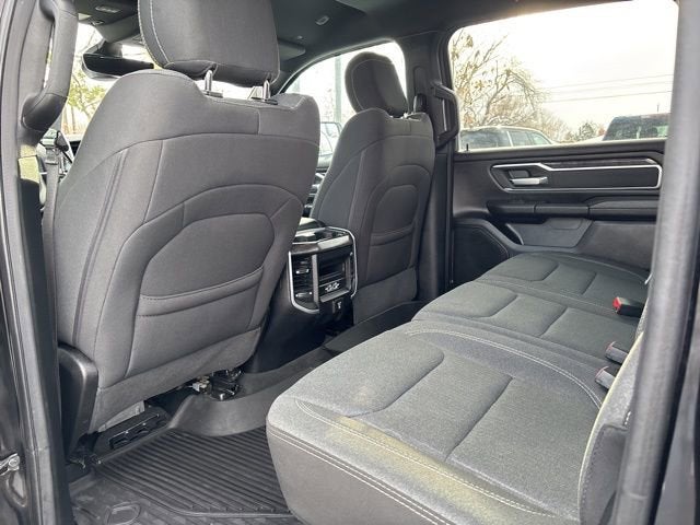 2021 RAM 1500 Big Horn Crew Cab 4x4 5'7" Box