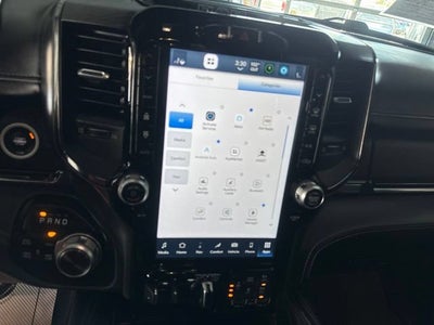 2022 RAM 1500 Limited Crew Cab 4x4 5'7" Box