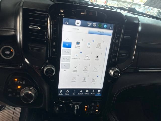 2022 RAM 1500 Limited Crew Cab 4x4 5'7" Box