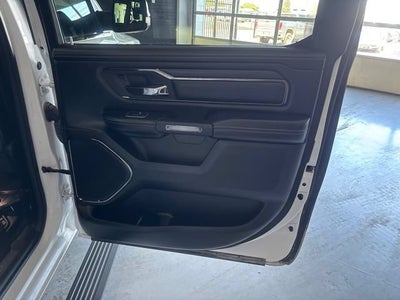 2022 RAM 1500 Limited Crew Cab 4x4 5'7" Box