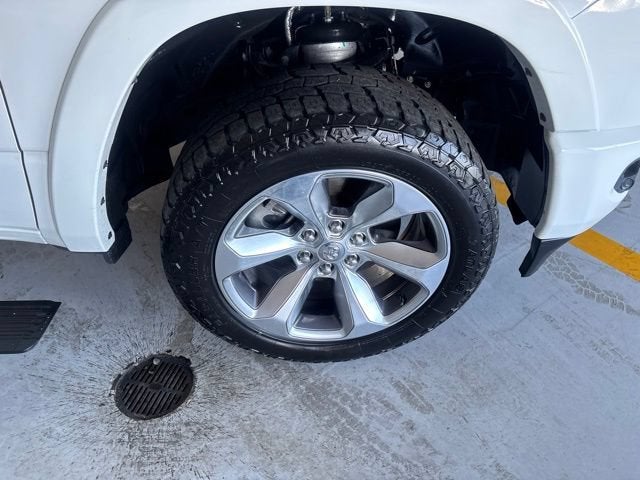 2022 RAM 1500 Limited Crew Cab 4x4 5'7" Box