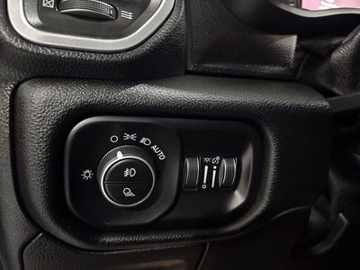 2021 RAM 1500 Laramie Crew Cab 4x4 5'7" Box