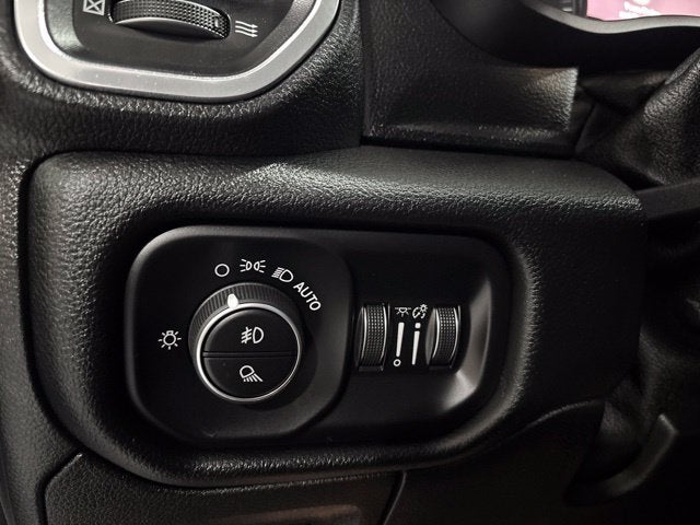 2021 RAM 1500 Laramie Crew Cab 4x4 5'7" Box