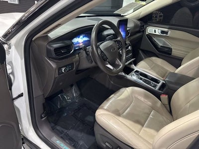 2022 Ford Explorer Platinum