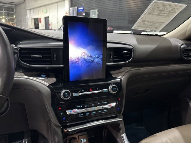 2022 Ford Explorer Platinum