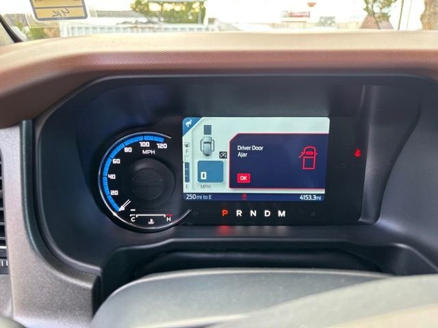 2024 Ford Bronco Outer Banks