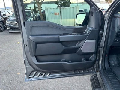 2024 Ford F-150 Lightning LARIAT