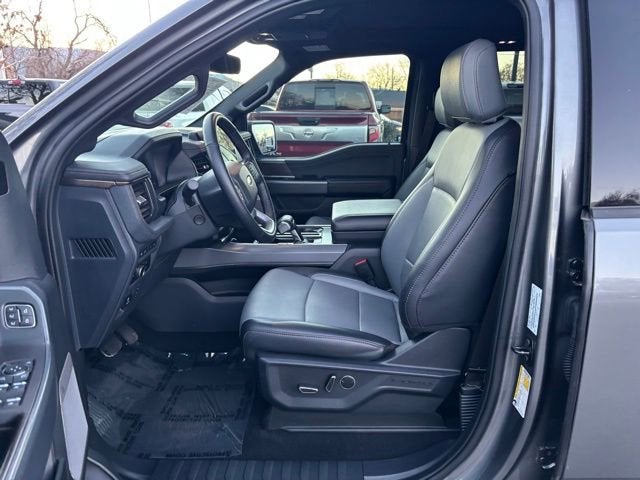 2024 Ford F-150 Lightning LARIAT