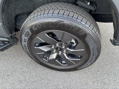 2024 Ford F-150 Lightning LARIAT