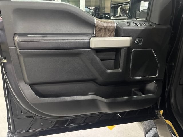 2017 Ford Super Duty F-250 SRW Lariat
