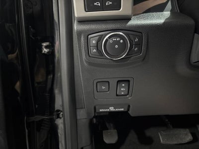 2017 Ford Super Duty F-250 SRW Lariat