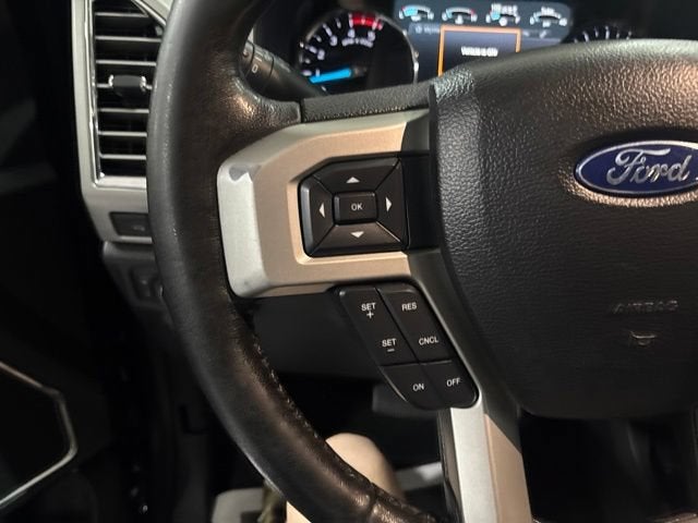 2017 Ford Super Duty F-250 SRW Lariat