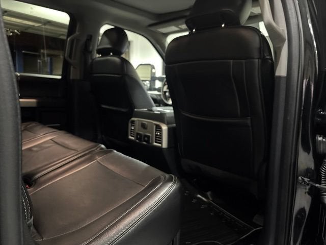 2017 Ford Super Duty F-250 SRW Lariat