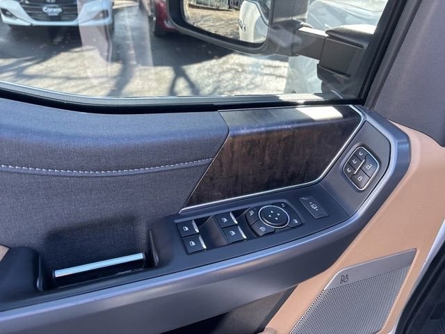 2023 Ford F-350 LARIAT