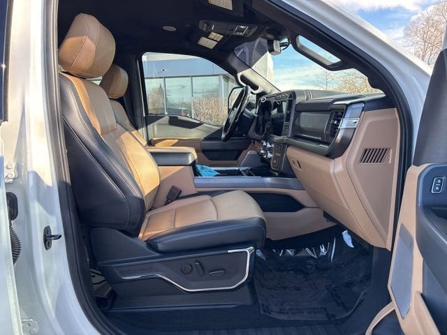 2023 Ford F-350 LARIAT