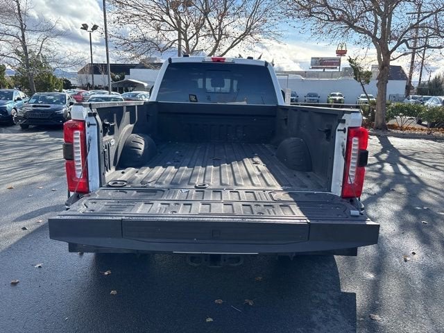 2023 Ford F-350 LARIAT