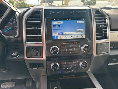 2017 Ford Super Duty F-350 DRW Lariat