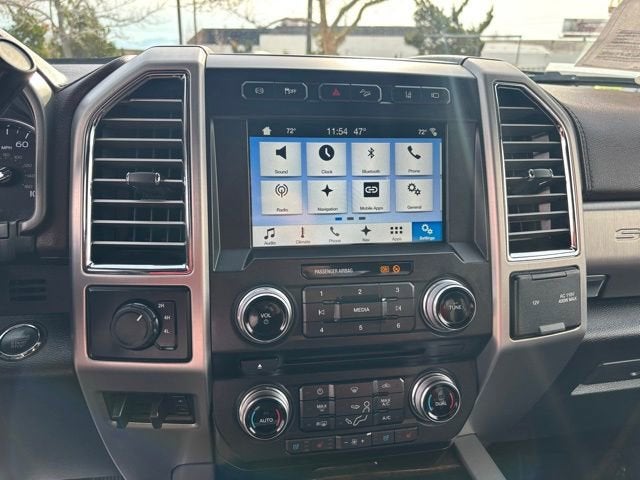 2017 Ford Super Duty F-350 DRW Lariat