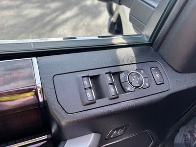 2017 Ford Super Duty F-350 DRW Lariat