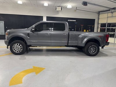2022 Ford F-350 Platinum